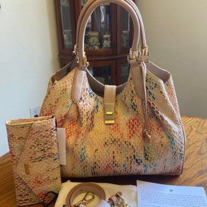 BRAHMIN SOLD OUT LARGE PURSE AND WALLET SET